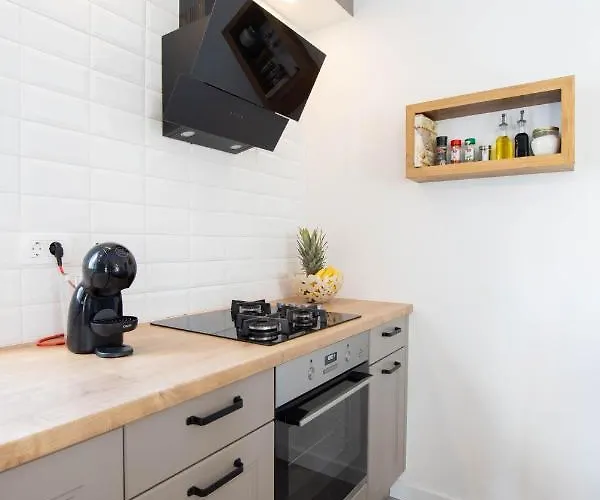 Dorso With Heated Pool