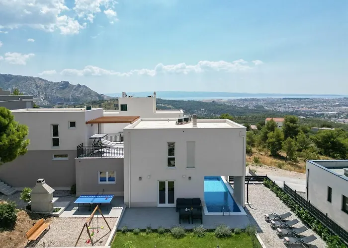 Dorso With Heated Pool *