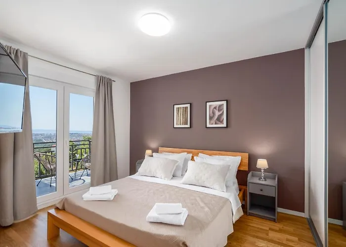 Dorso With Heated Pool Villa Klis