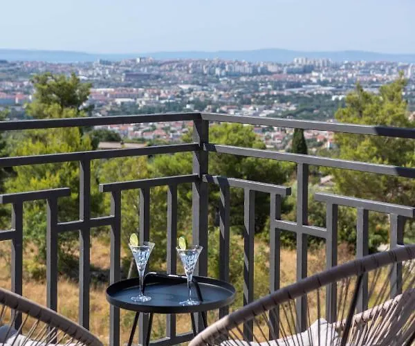 Dorso With Heated Pool *