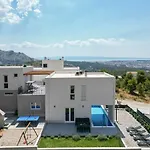 Dorso With Heated Pool *