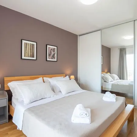 Dorso With Heated Pool Villa Klis