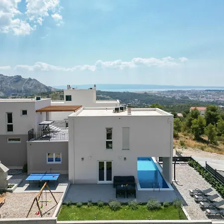 Dorso With Heated Pool *