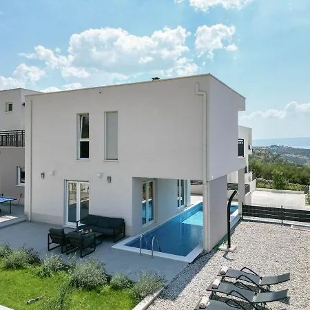 Dorso With Heated Pool Vila *