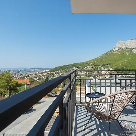 Villa Dorso With Heated Pool *