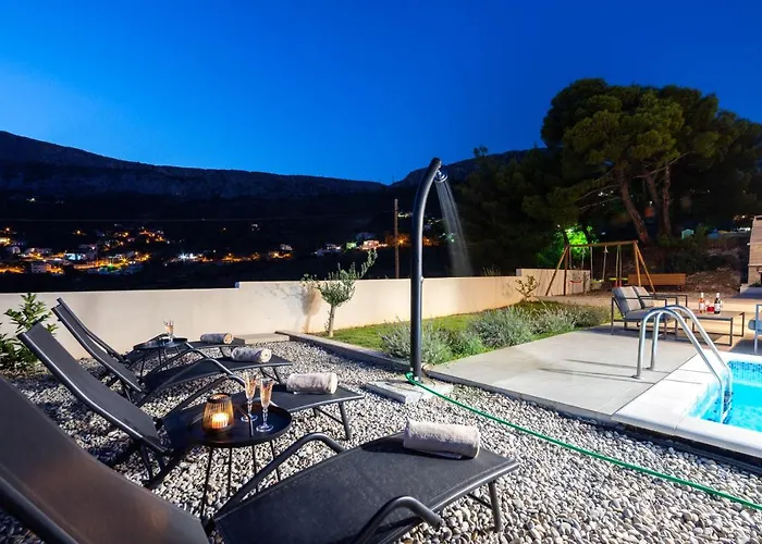 Dorso With Heated Pool Vila *