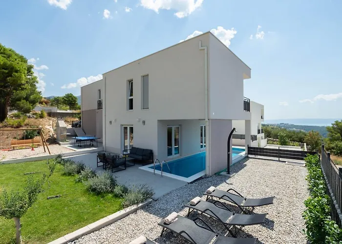 Dorso With Heated Pool Vila